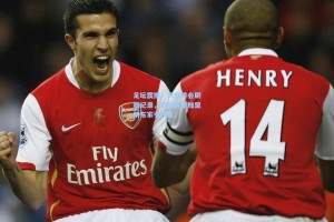 足坛震撼！天价转会刷新纪录，超级巨星加盟新东家引热议